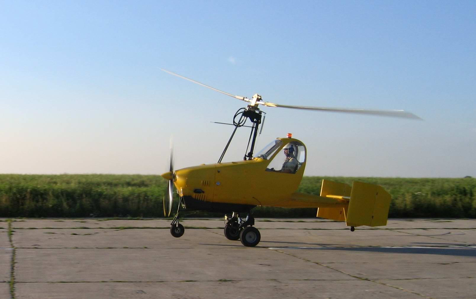 Autogiro untuk pekerjaan agrikultur kimia